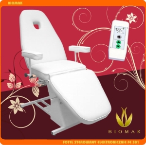 Fotel elektryczny FE 301 z otworem